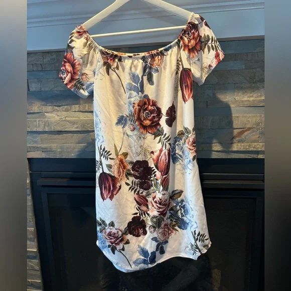 SHEIN | 2 Off the shoulder dresses | Size 1X - Picture 9 of 16